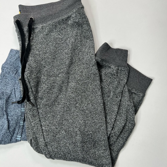 NWOT bundle of two sweats - Picture 5 of 6